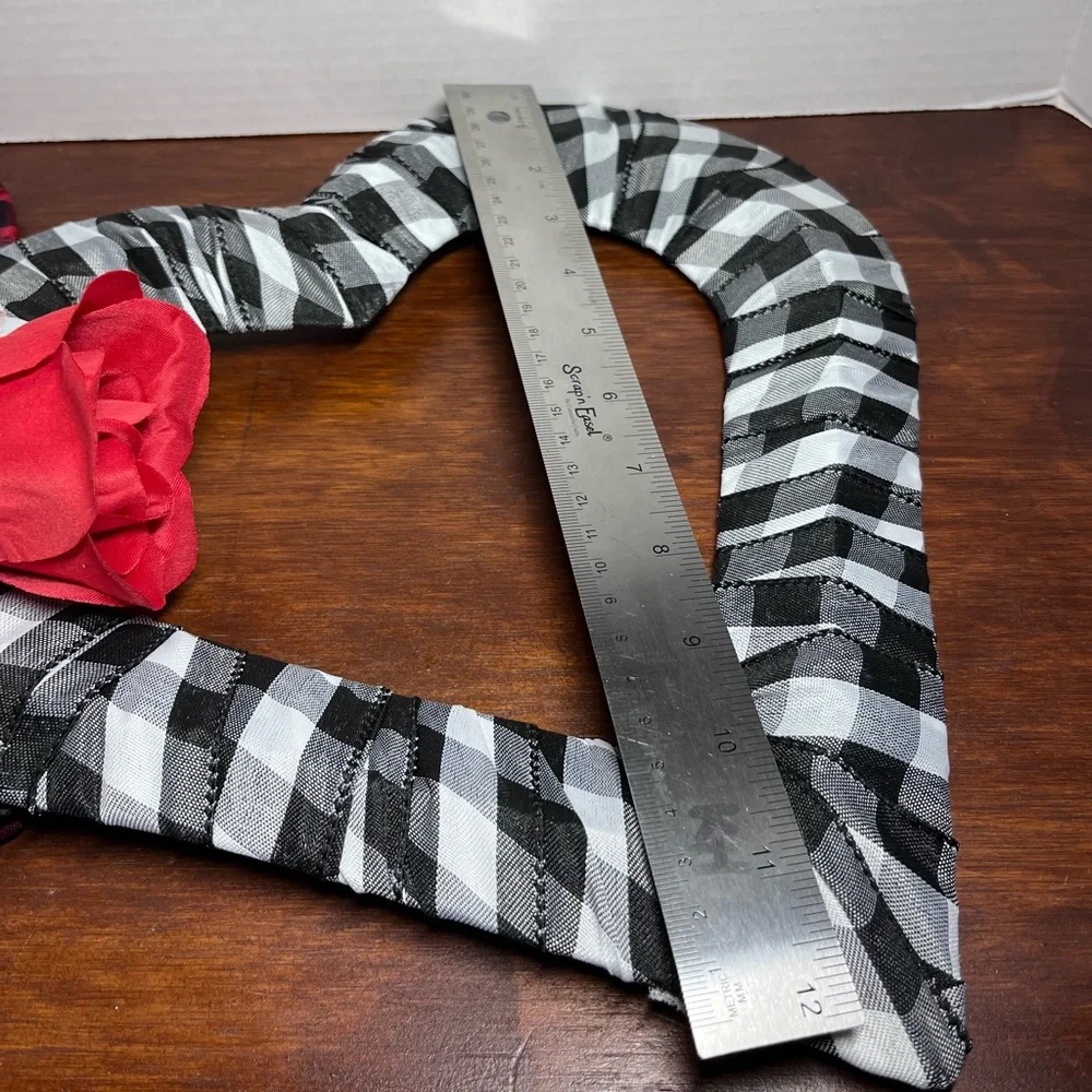 Large 24” Gingham Ribbon Wrapped Double Heart Wreath Decor Lumberjack